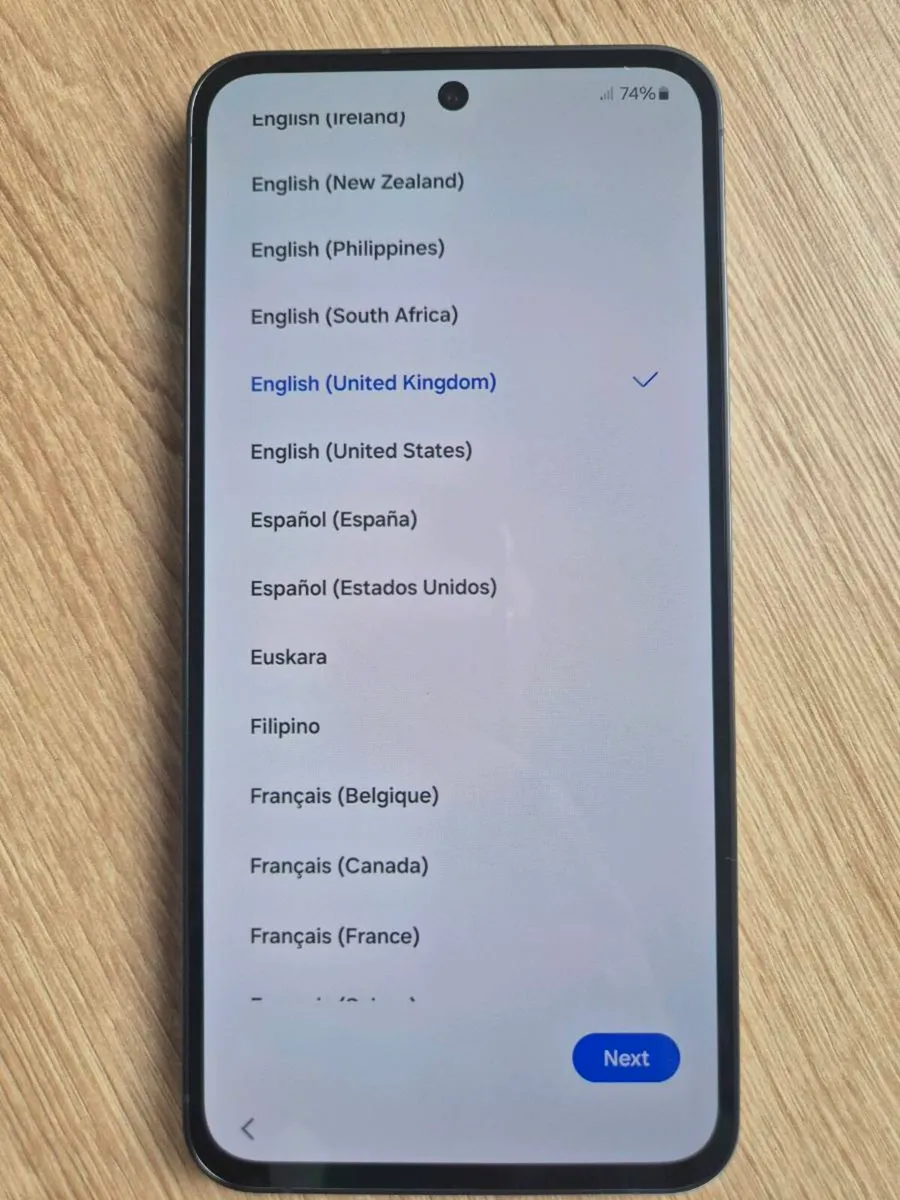 Samsung 24FE 128GB - Image 1