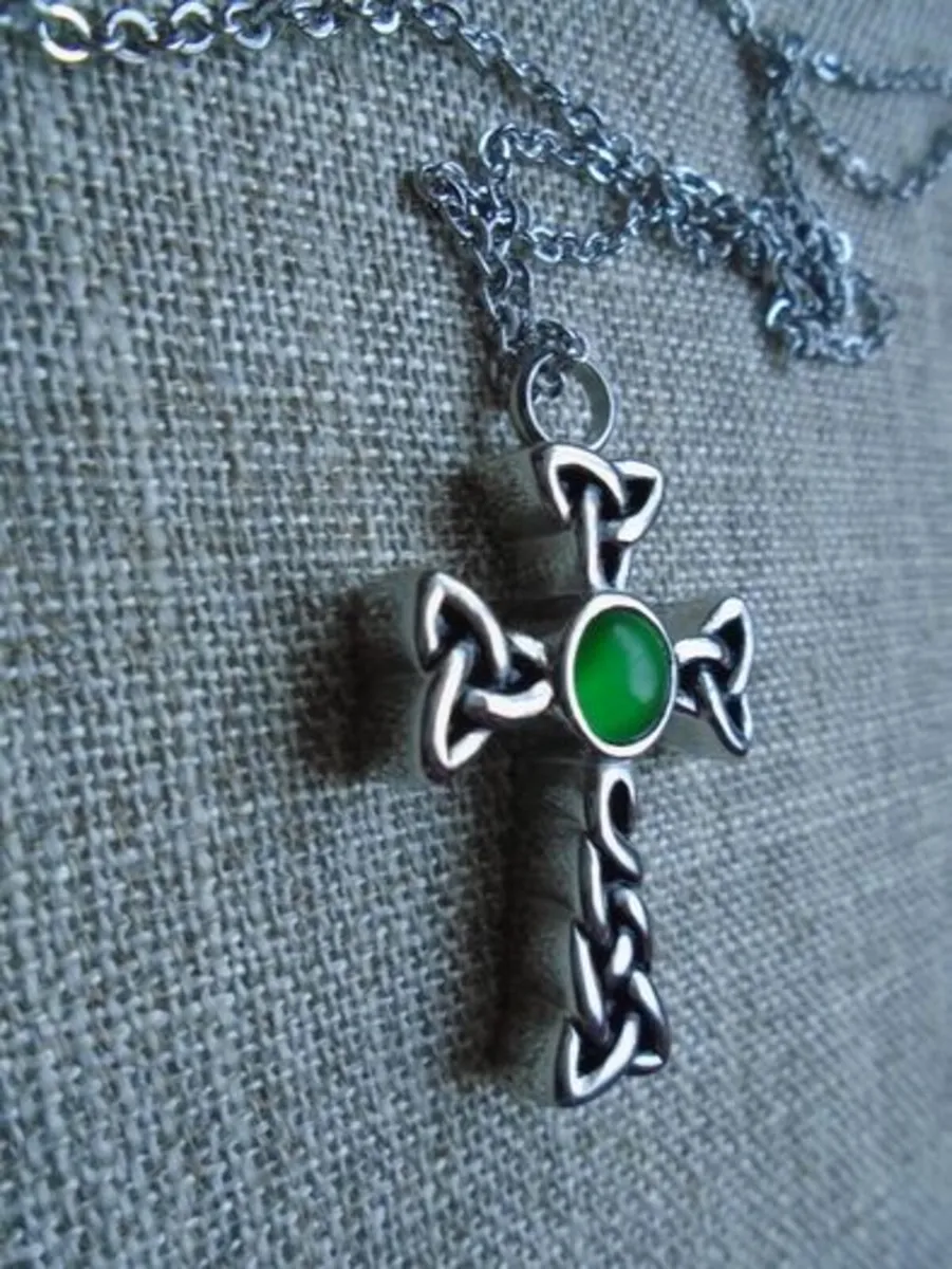 Celtic cross, Jewellery, Gift. St Patricks Day - Image 1