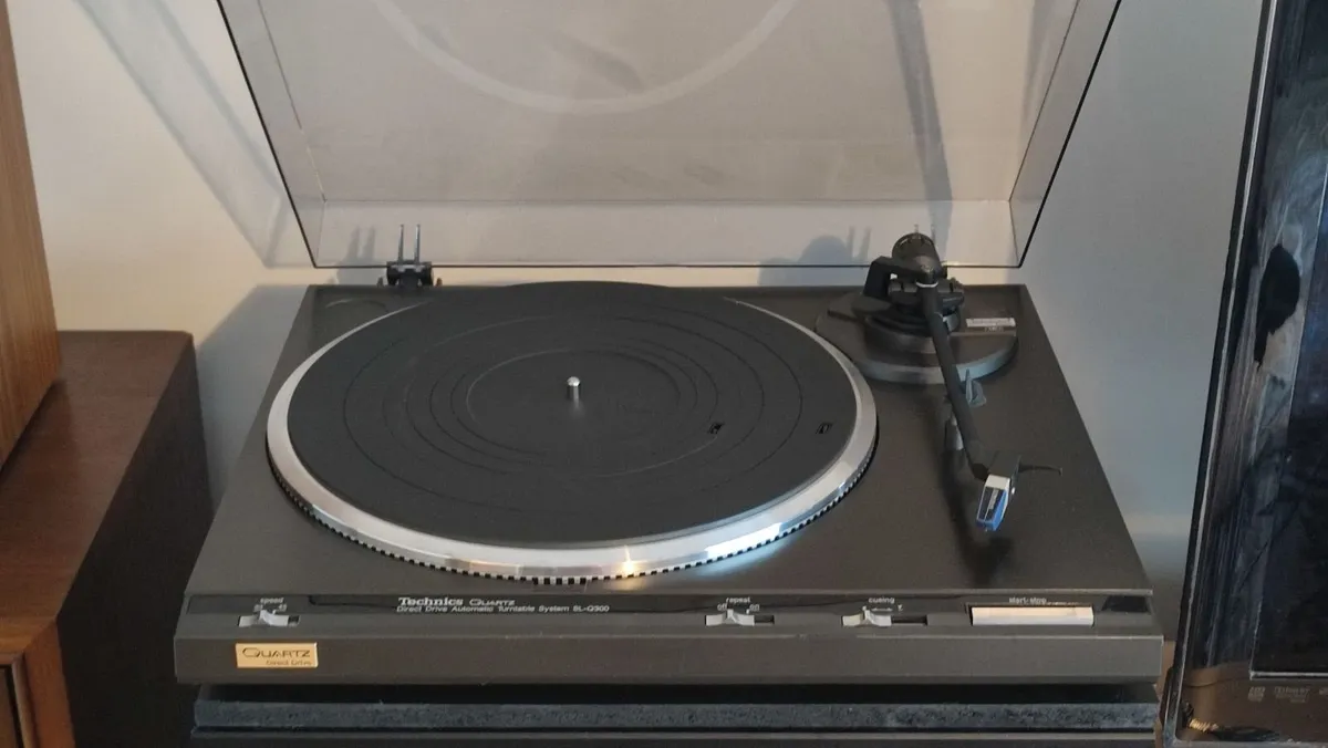 TECHNICS SL-Q300 turntable, Direct Drive,Full Auto - Image 4