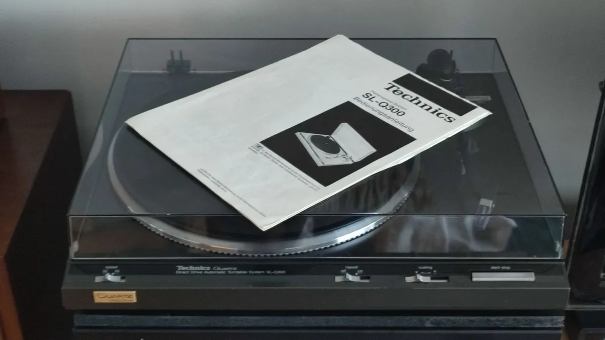 TECHNICS SL-Q300 turntable, Direct Drive,Full Auto - Image 3