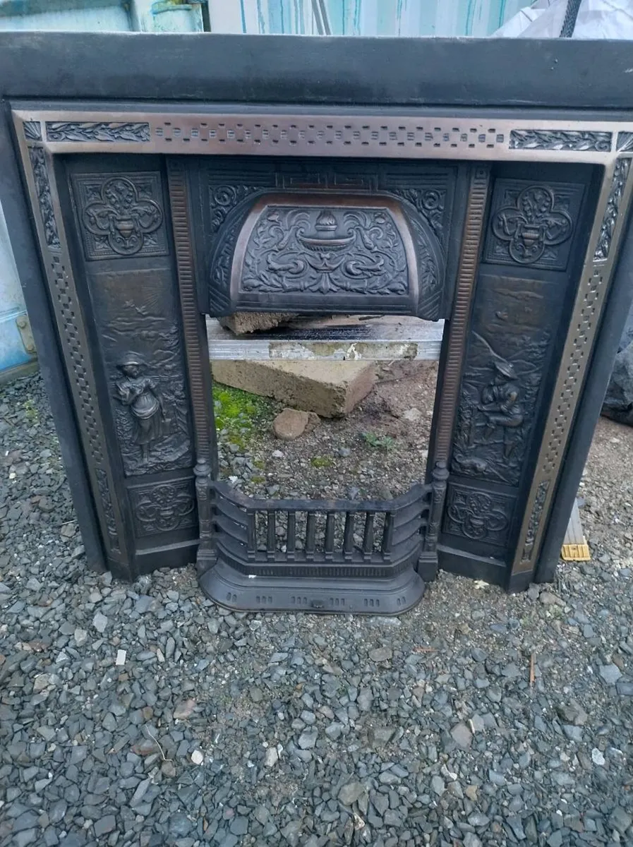 Metal inset - Image 1