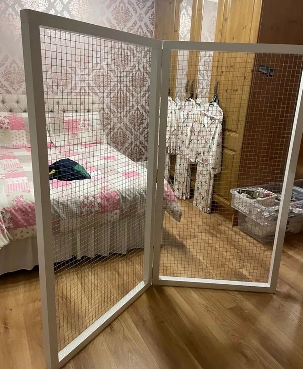 Handmade Wedding Crisp Wall - Image 2