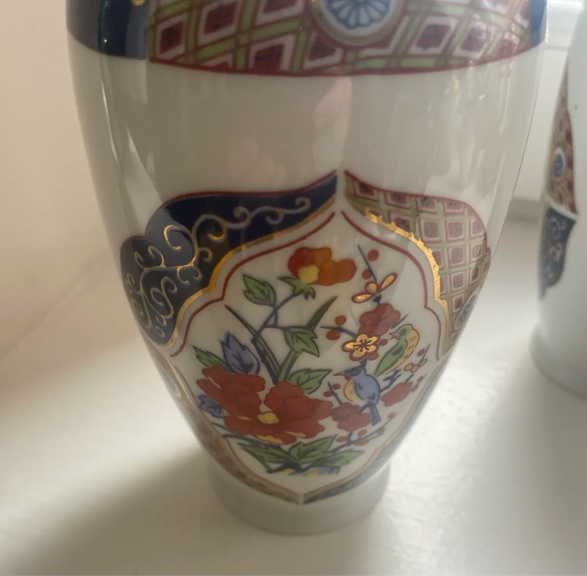 Vintage Japanese Porcelain Vase Set - Image 3