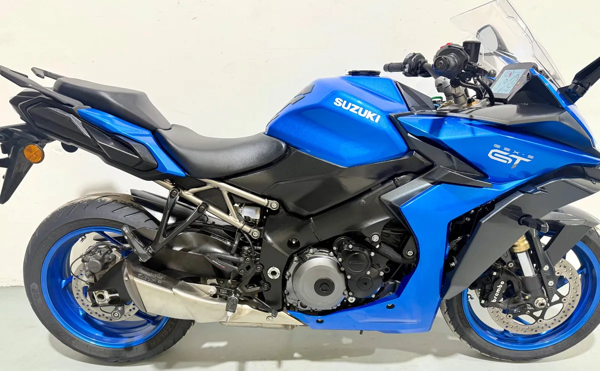 SUZUKI GSX S 1000 GT - Image 1