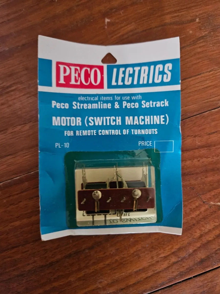 Hornby Peco OO Gauge Motor Switch - Image 1