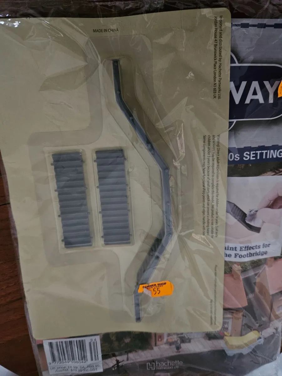 Hornby OO Gauge Railway Footbridge Steps