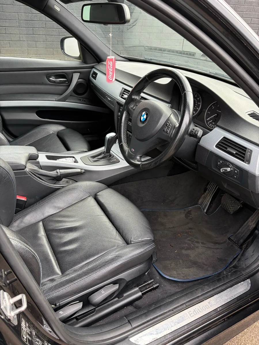 BMW 318i - Image 4