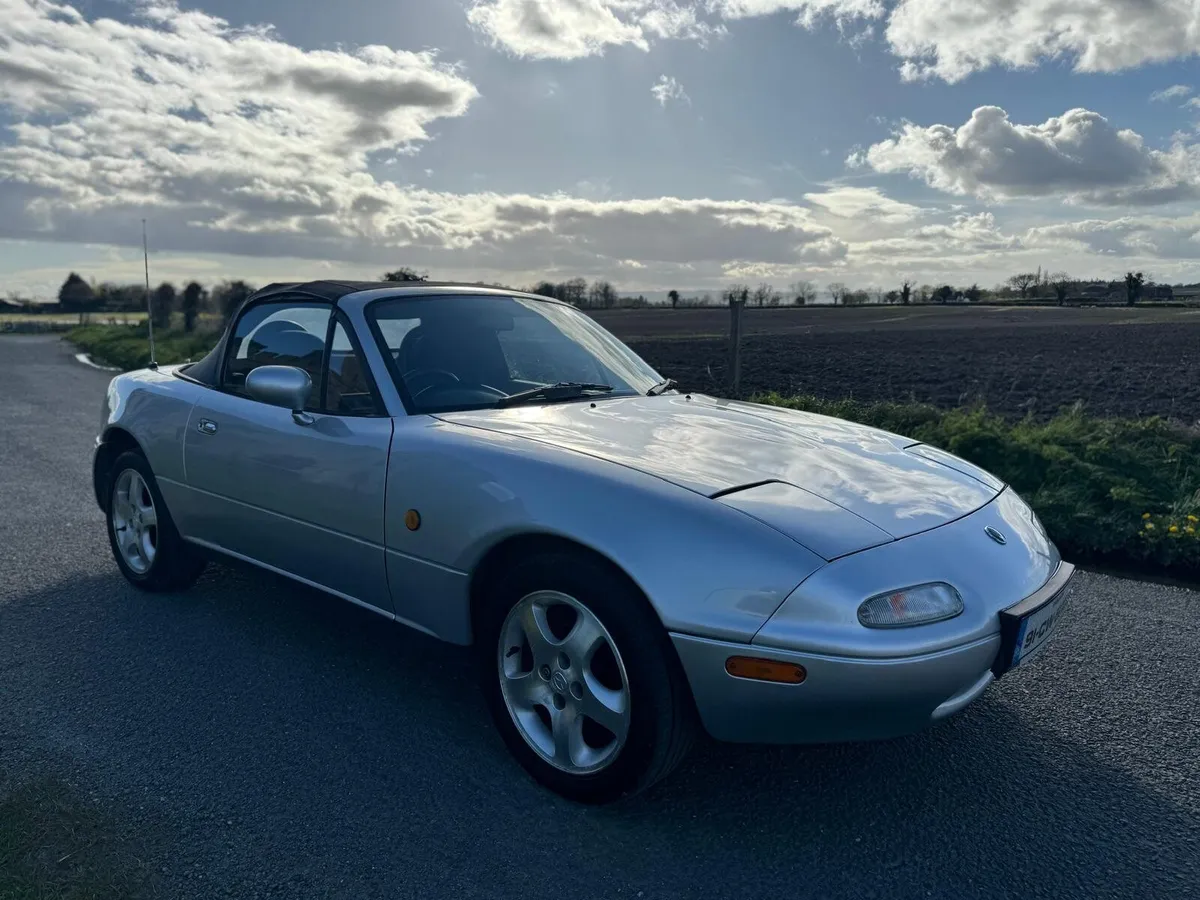 Mazda mx5 Auto - Image 4