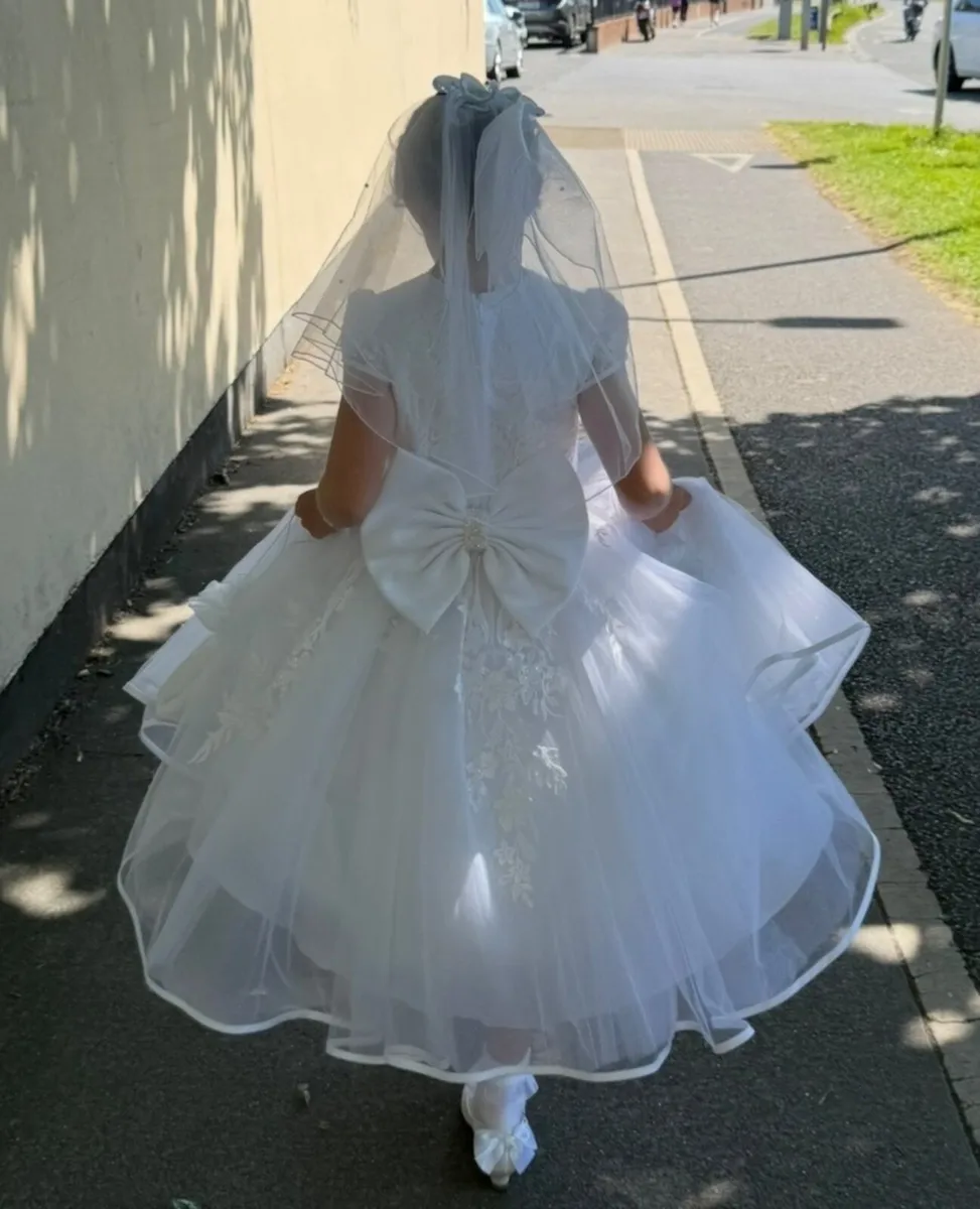 Communion dress - Image 2
