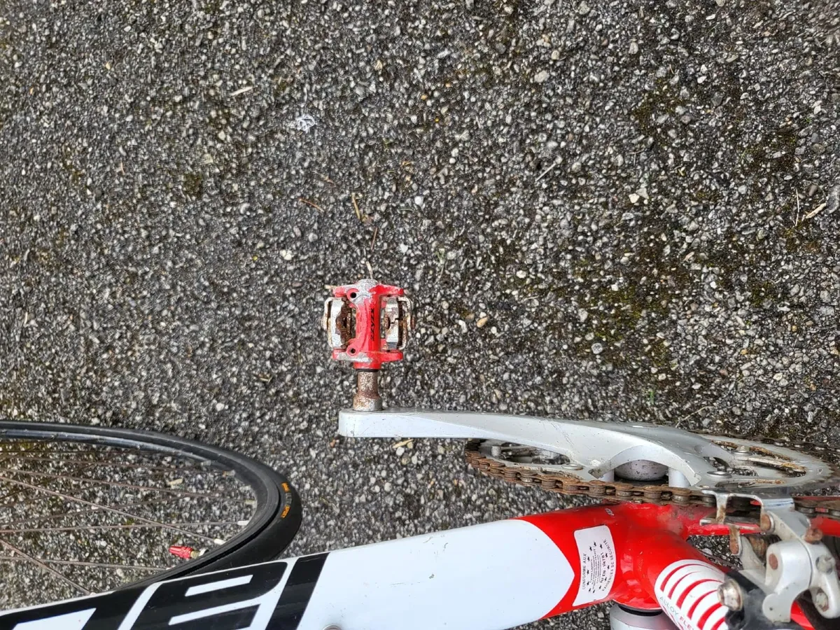 Lapiere road bike - Image 2