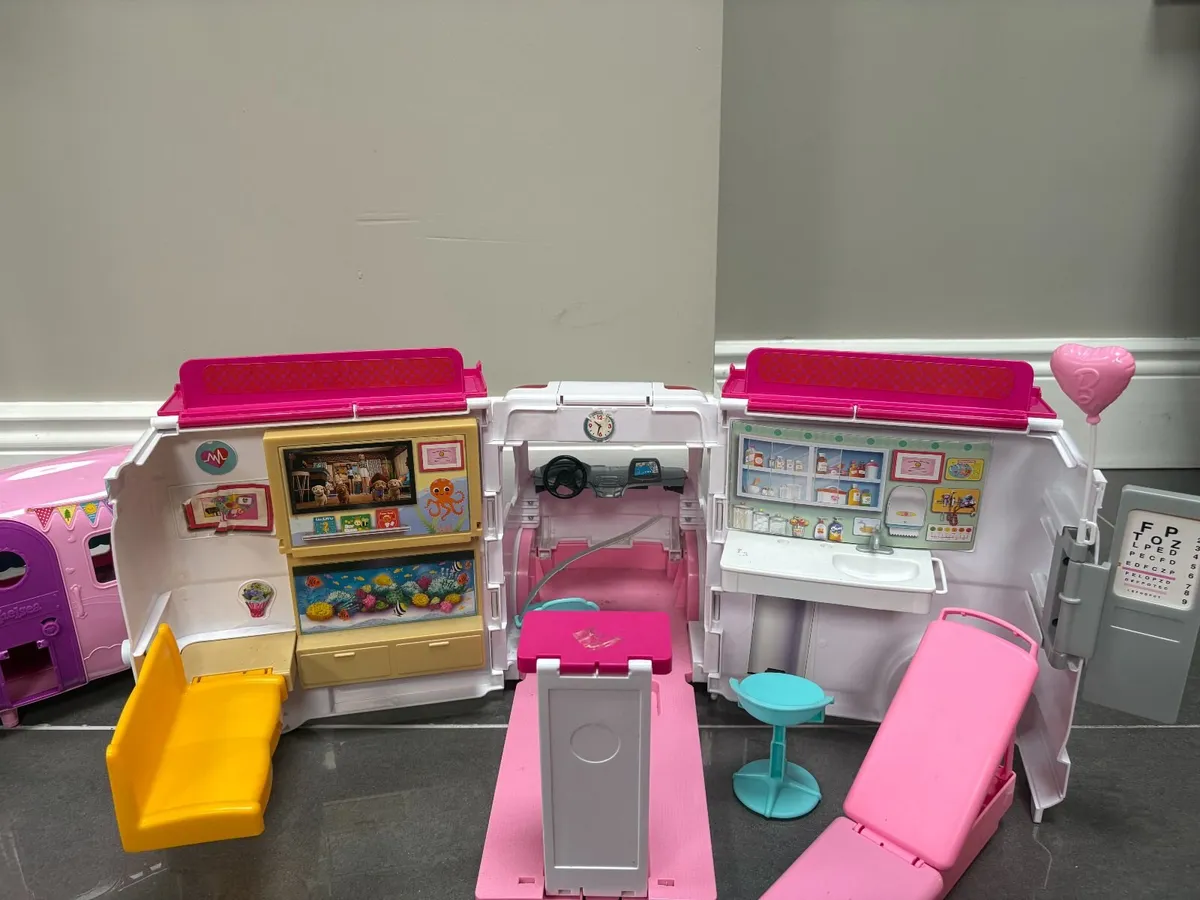 Barbie Ambulance and Mini Camper - Image 3