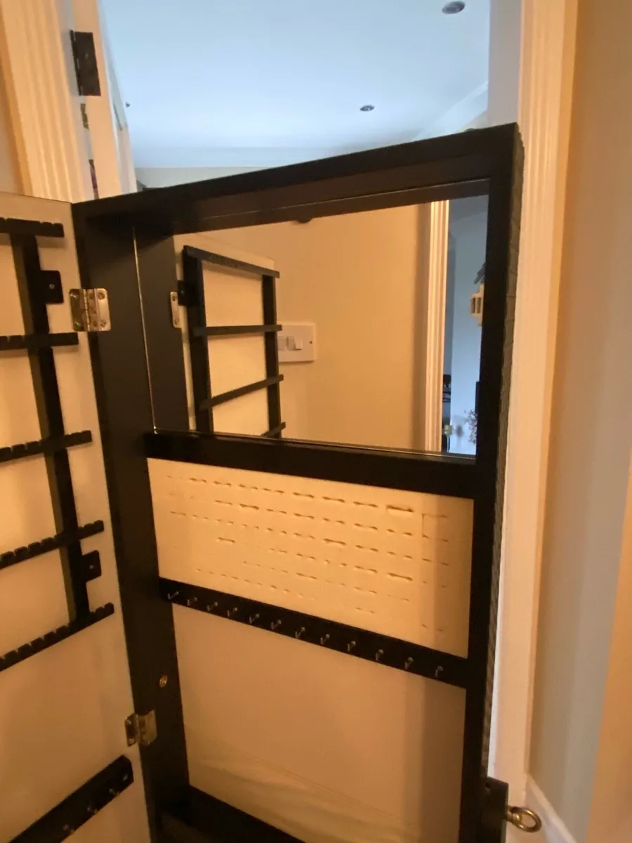 Mirror Jewelry Cabinet - Image 4