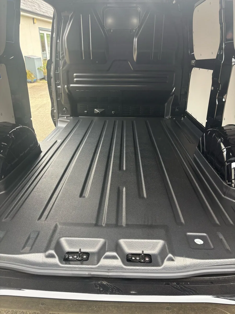 Ford transit custom floor liner - Image 3