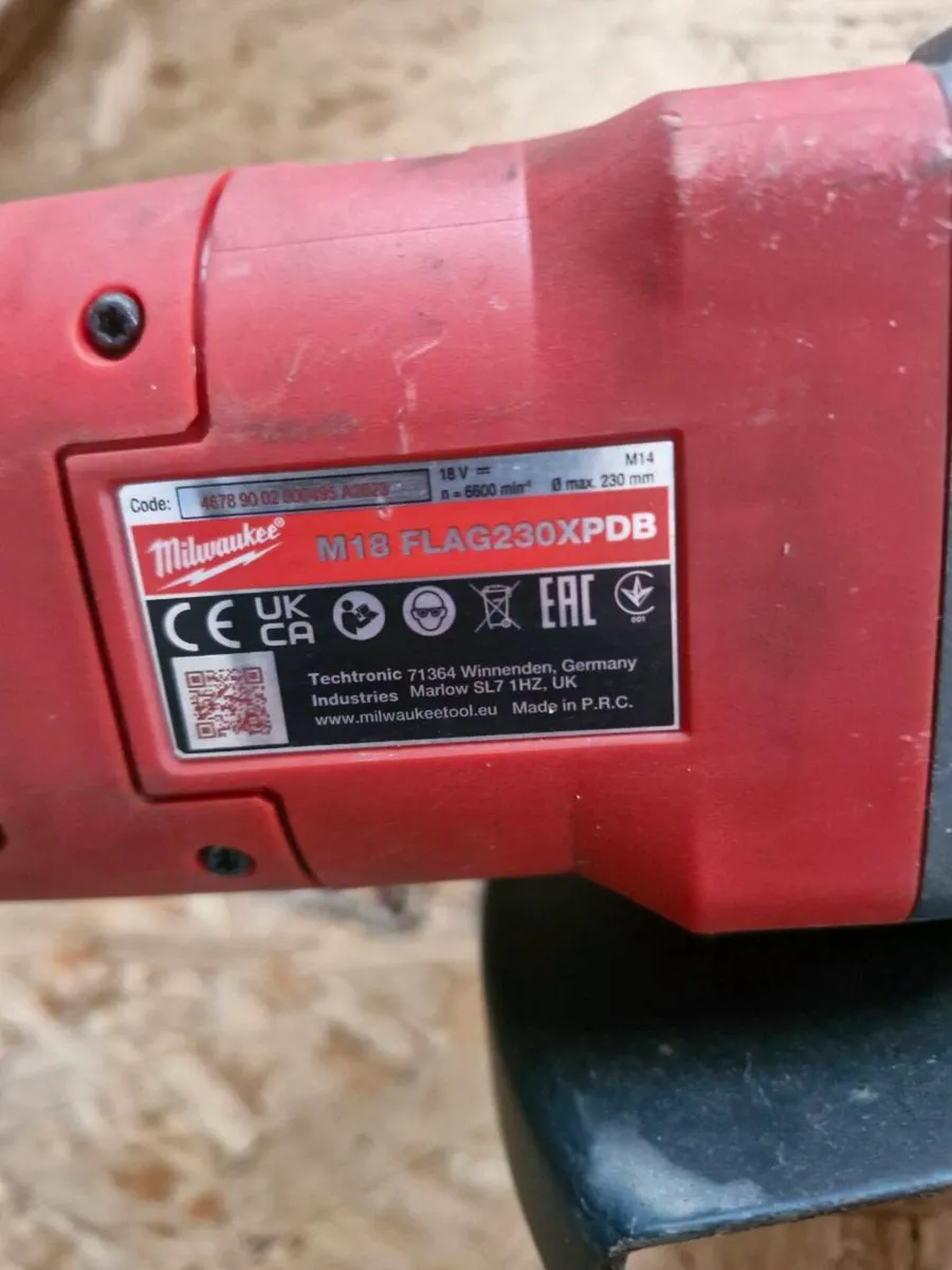 MILWAUKEE BIG GRINDER M18 FUEL - Image 2