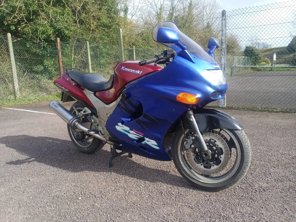 Kawasaki ZZR1100 - Image 1
