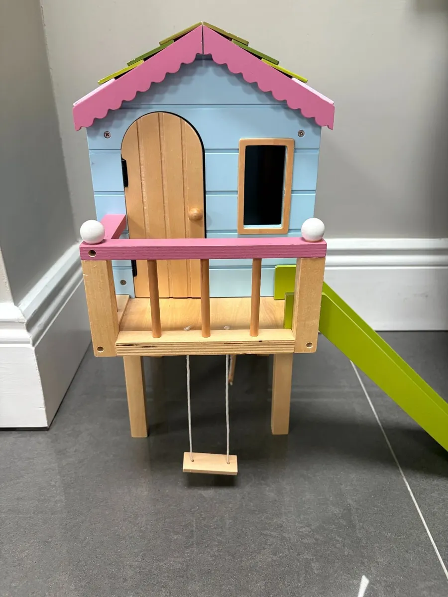 Wooden Toy Treehouse - Image 1