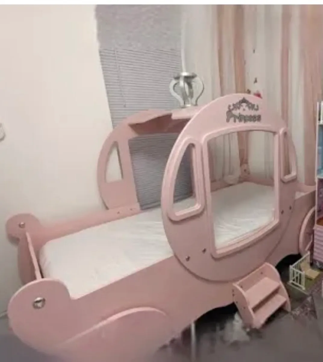 Pink Single Princess Carriage Bed + Matching Items - Image 2
