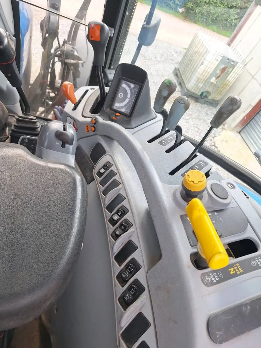 New Holland T6.165 - Image 2