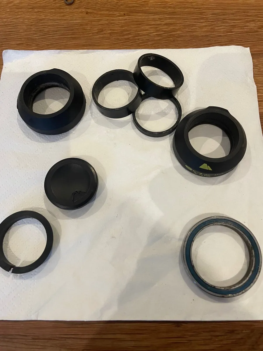 *** UPDATE *** Canyon SLX Road Bike Parts - Image 2