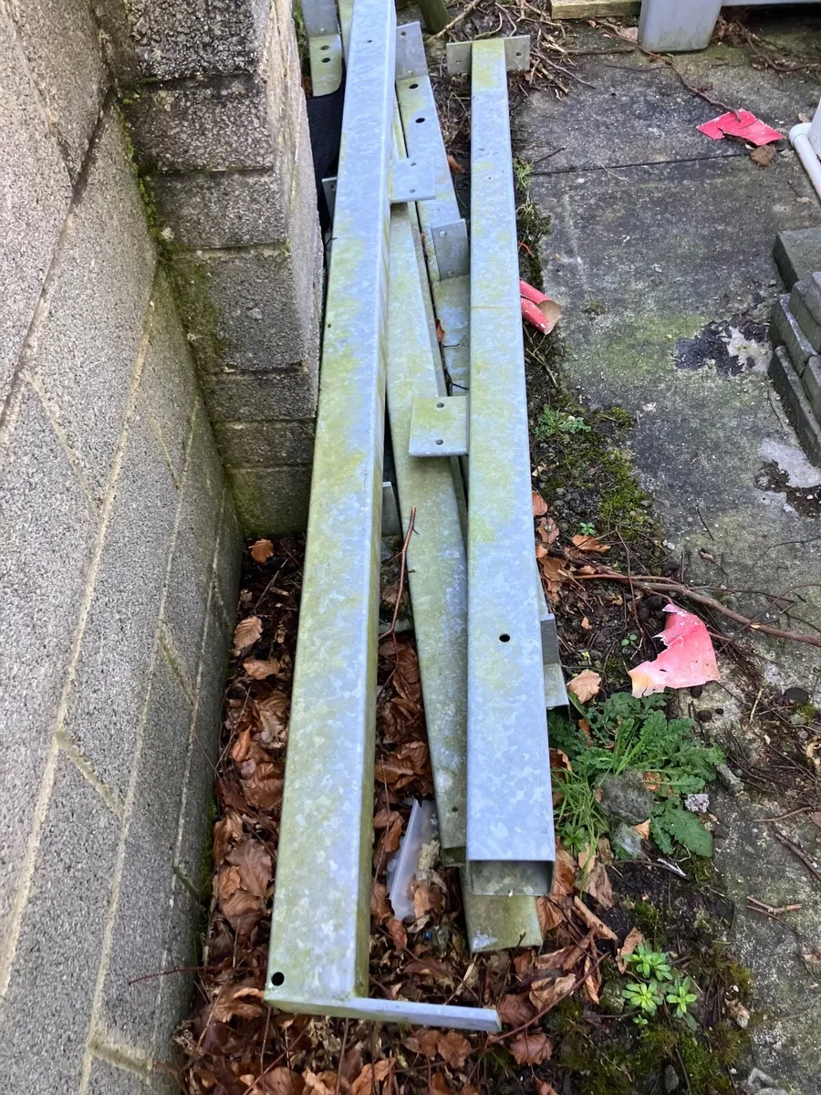 Galvanized steel posts / Galway - Image 2