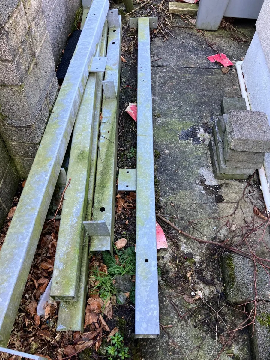 Galvanized steel posts / Galway - Image 3