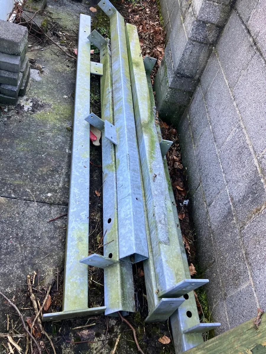 Galvanized steel posts / Galway - Image 4