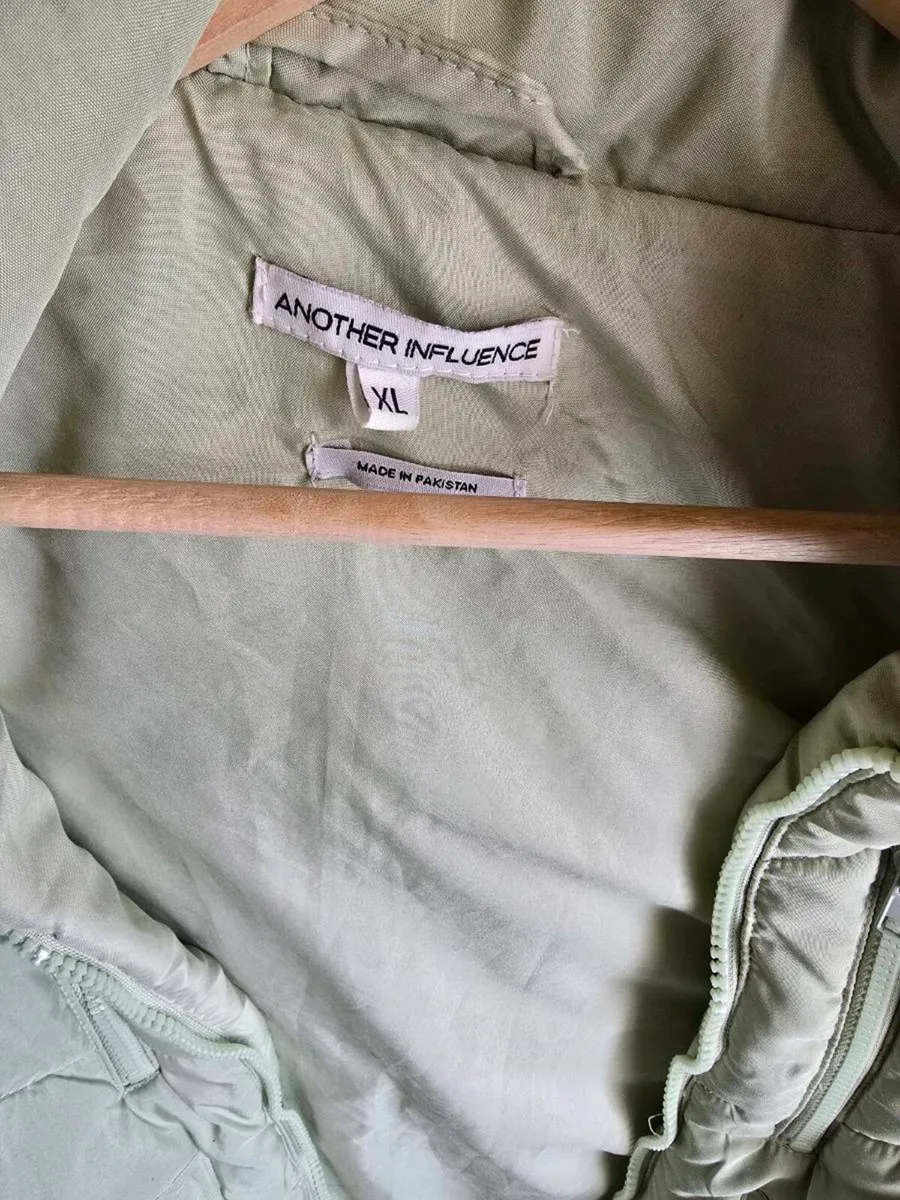 Sage green puffer gilet - Image 3