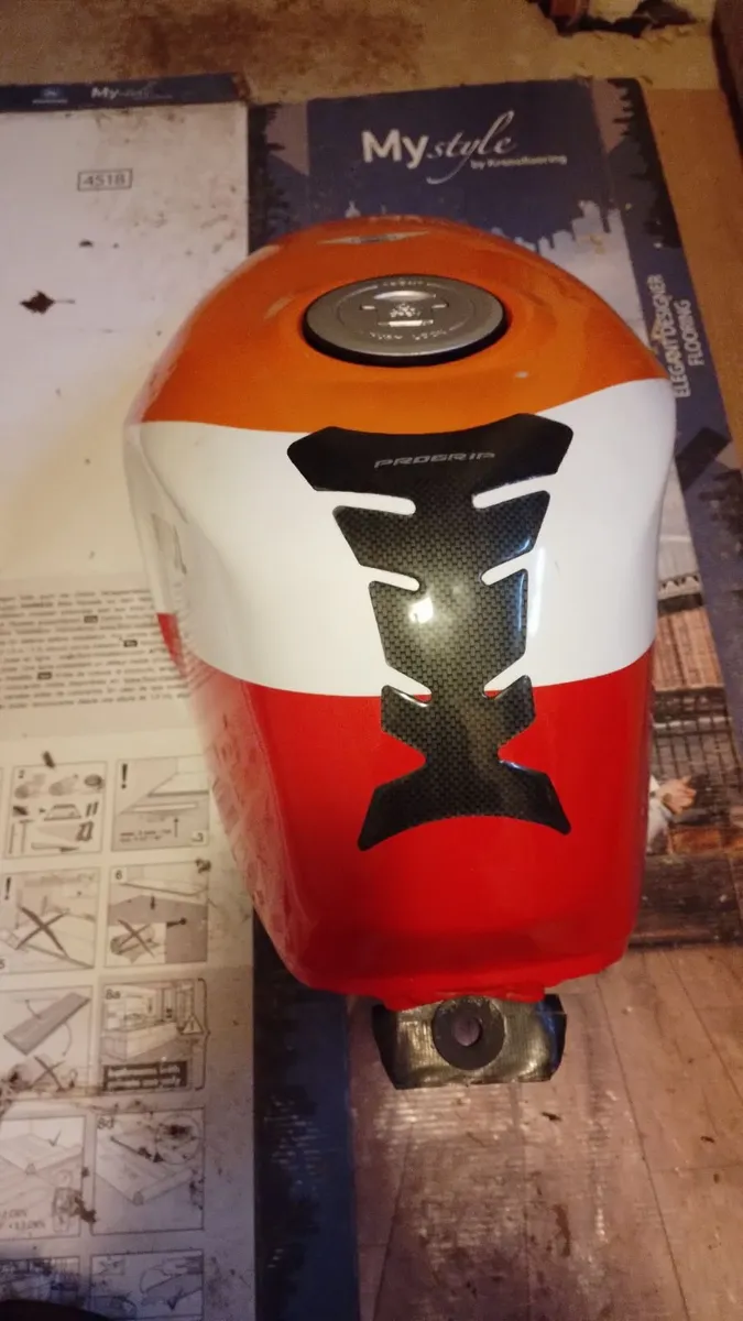 Honda nsr  parts - Image 4