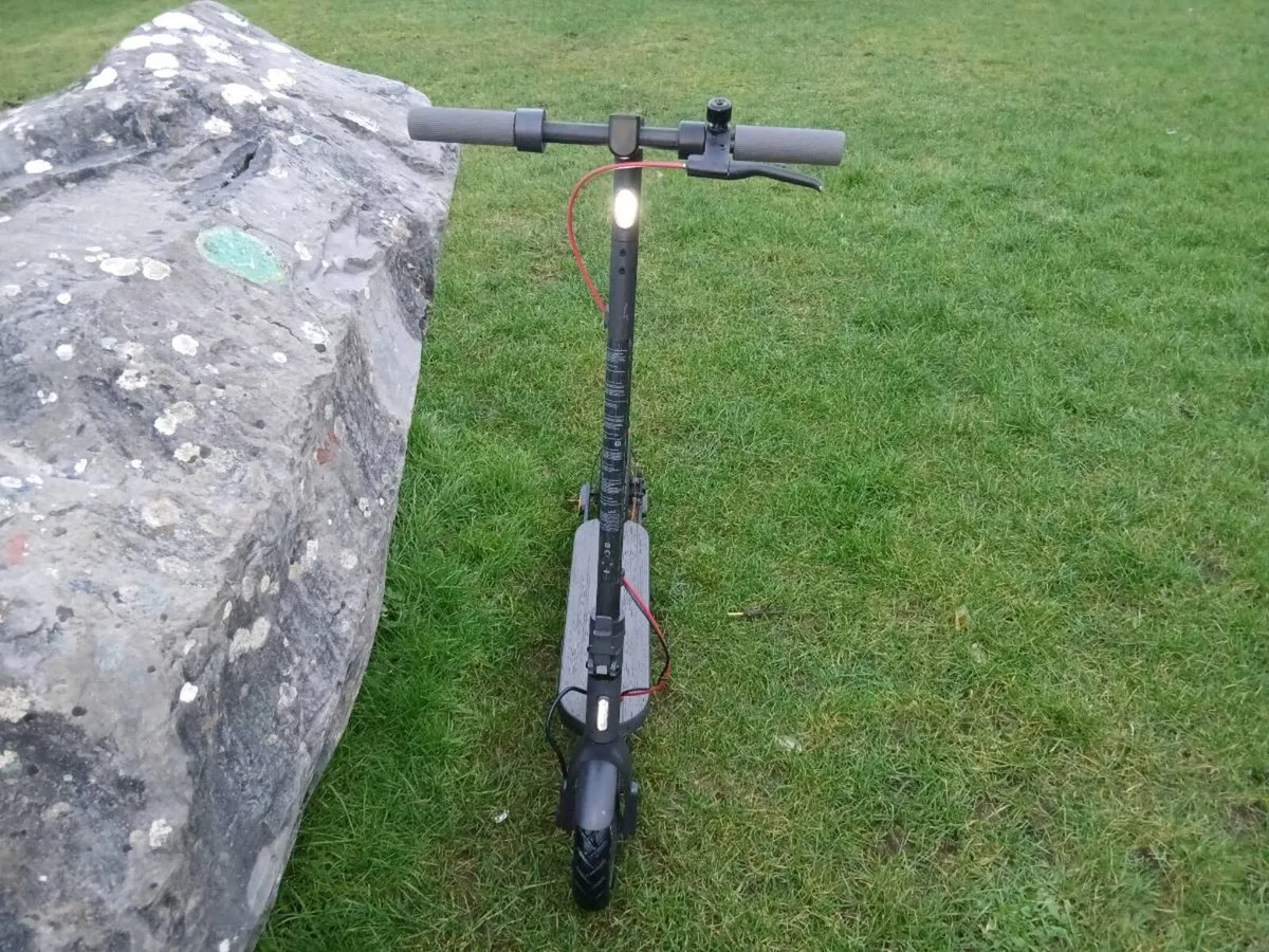 Xiaomi 4 electric scooter - Image 2