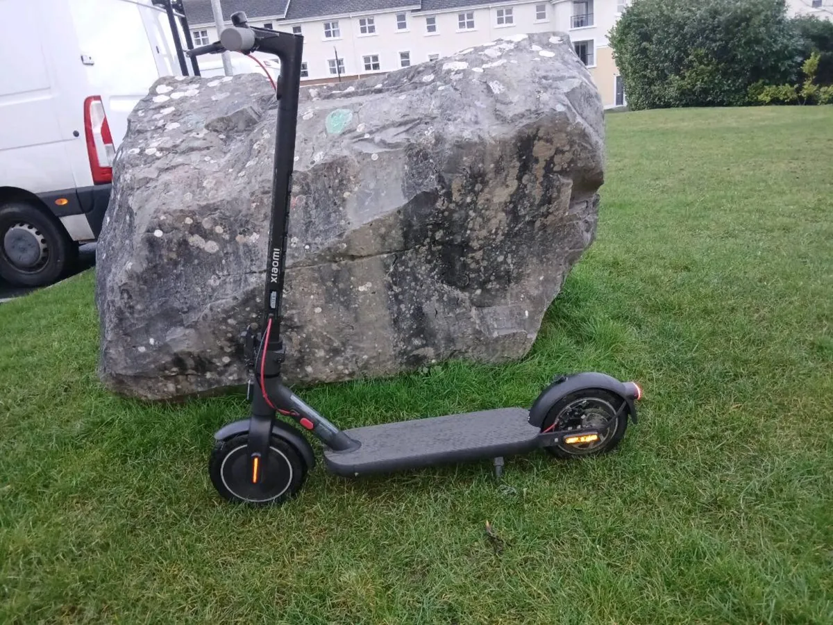 Xiaomi 4 electric scooter - Image 3