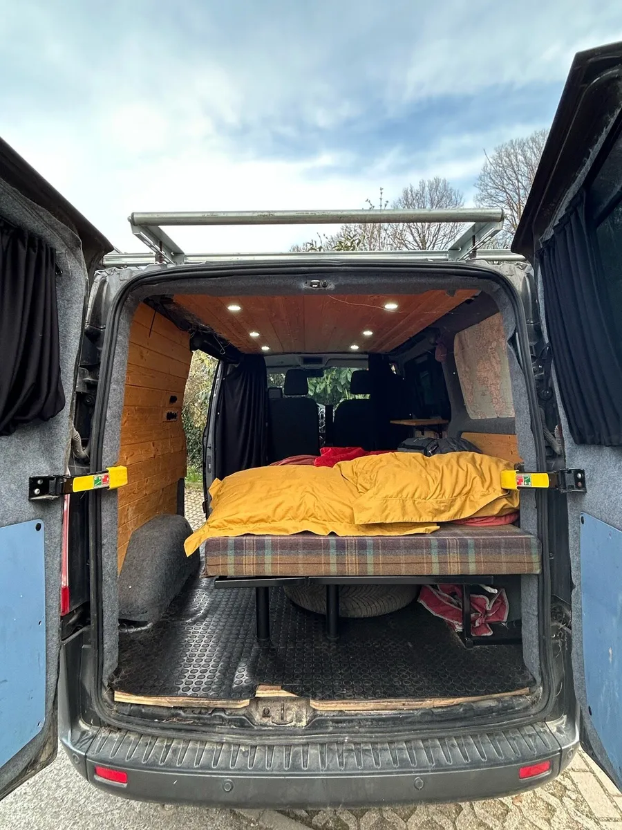 Ford Transit Custom Automatic 2017 - Image 4