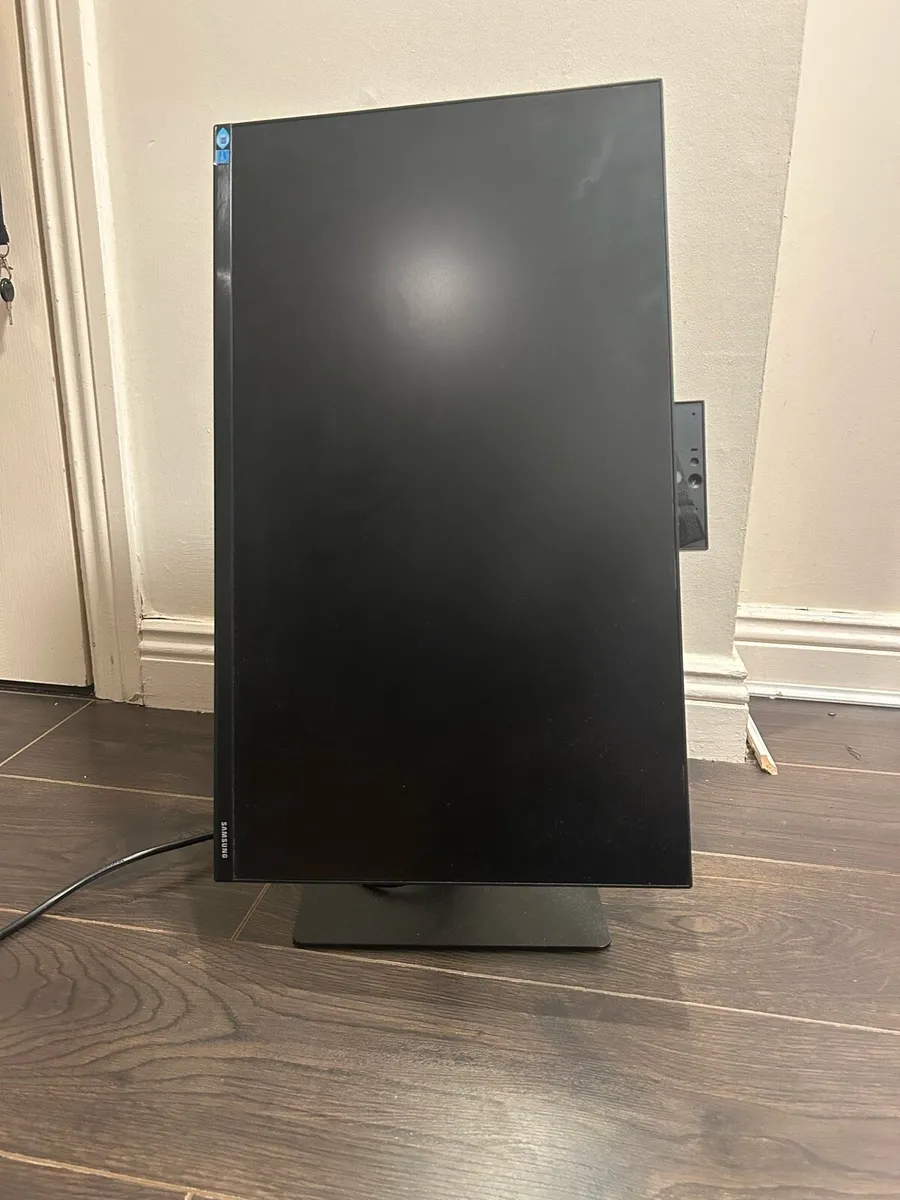 Samsung Monitor - Image 1