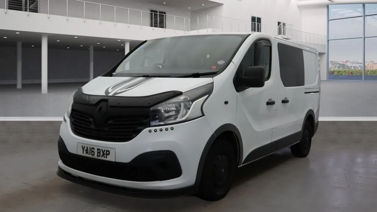 Renault Trafic 2016 crewcab - Image 2