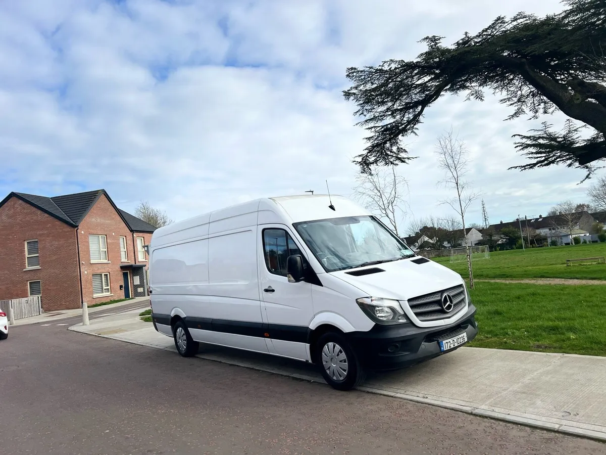 2017 Mercedes 314cdi —7200– - Image 1