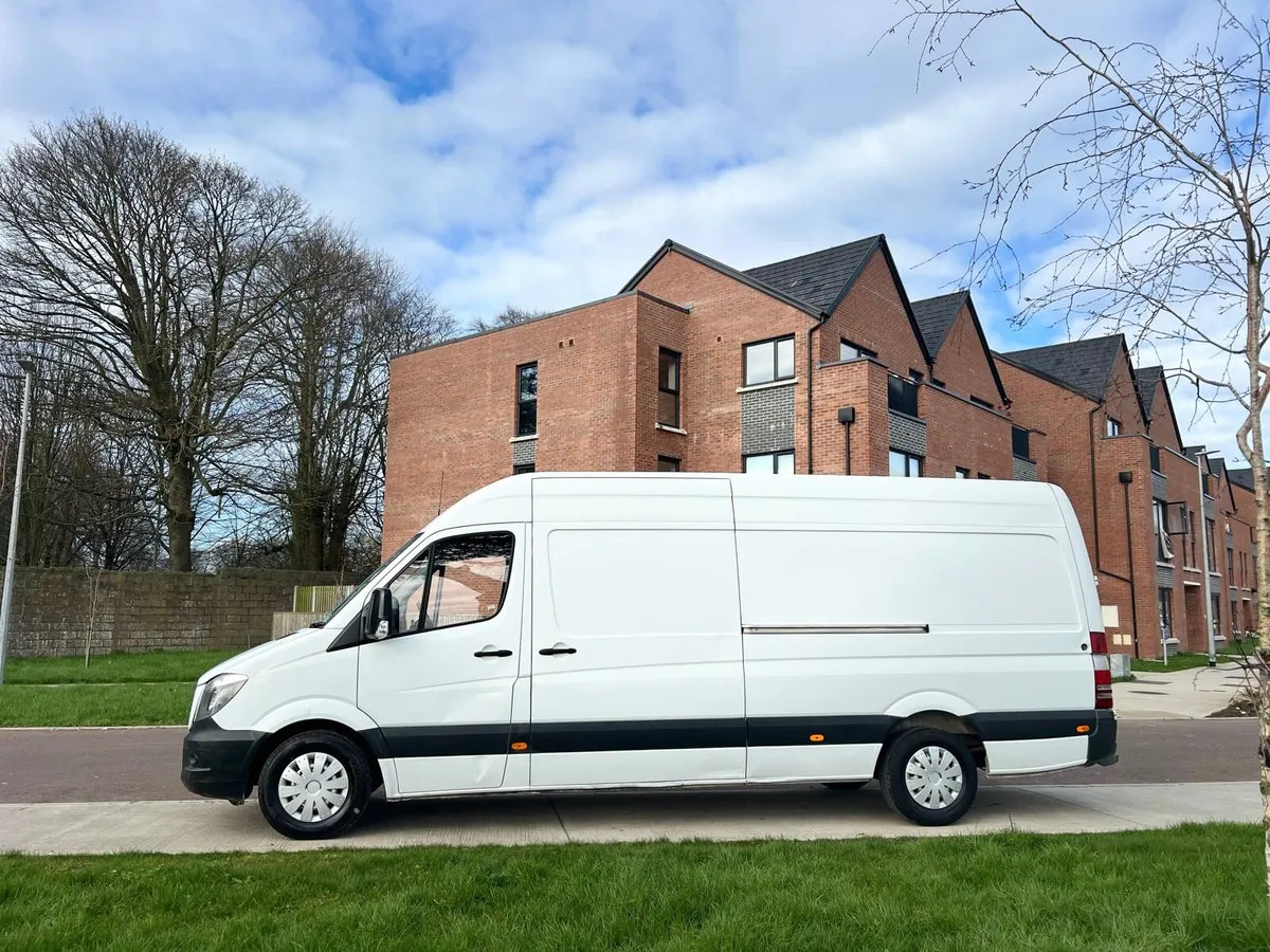 2017 Mercedes 314cdi —7200– - Image 3