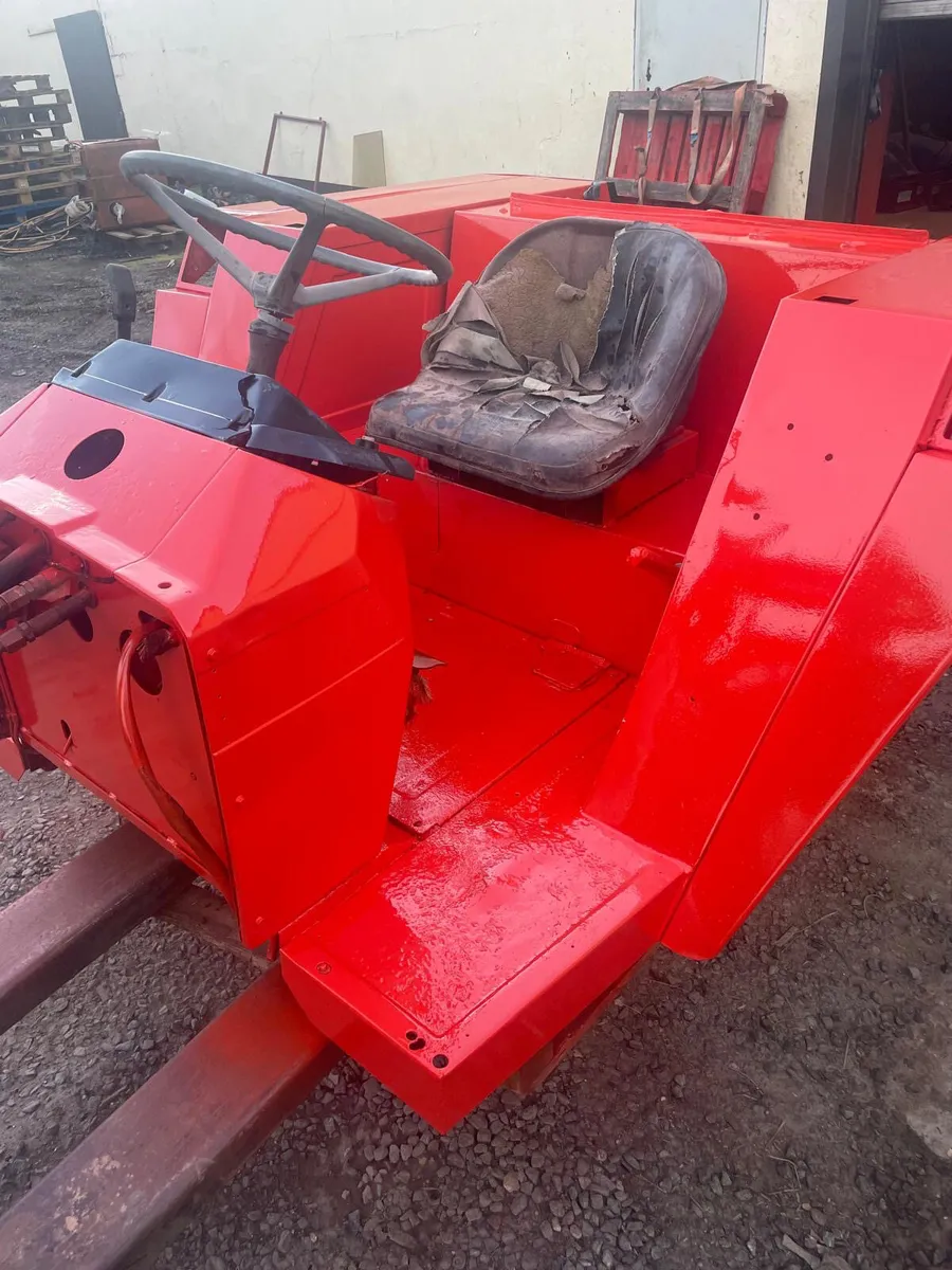 SAME Leopard/ Mercury Base - Image 2