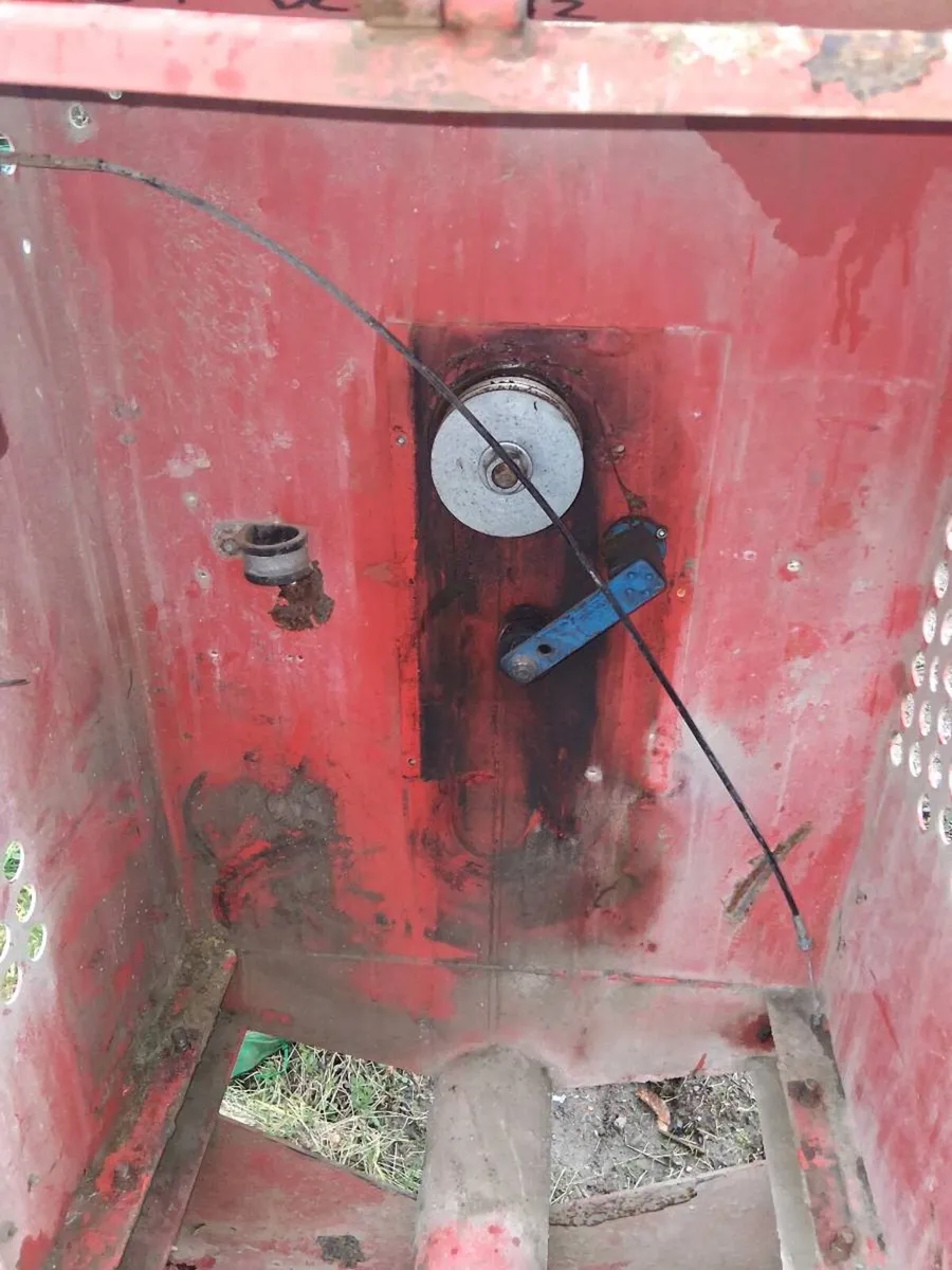 Belle 100xt mixer for parts - Image 3