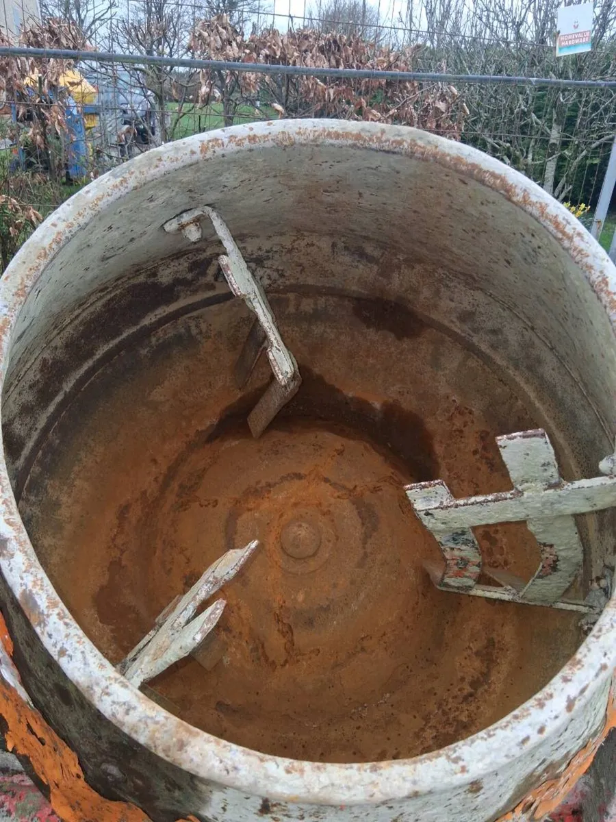 Belle 100xt mixer for parts - Image 2