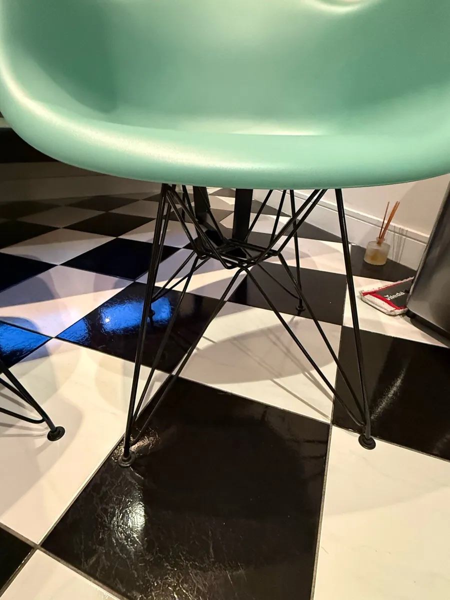 Green plastic and black metal chair set of 2 - Image 3