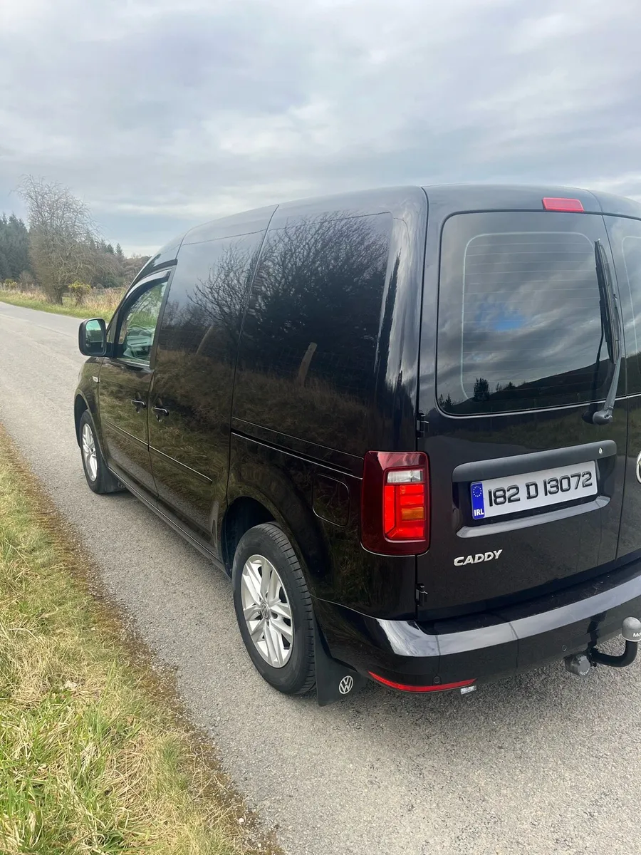 2018 Volkswagen Caddy Highline - Image 4