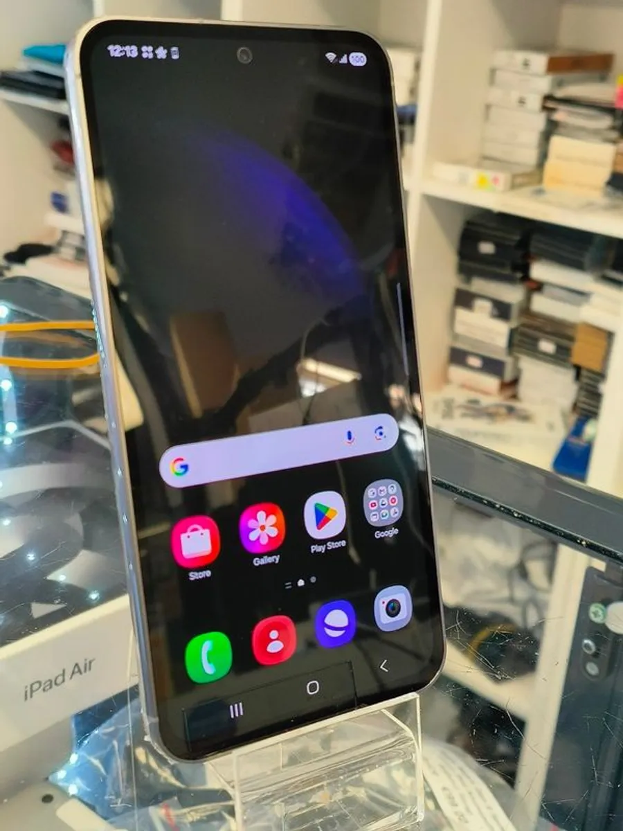 Samsung Galaxy S23 FE 128GB Dual Sim Unlocked Graphite (Excellent, Little use) - Image 4