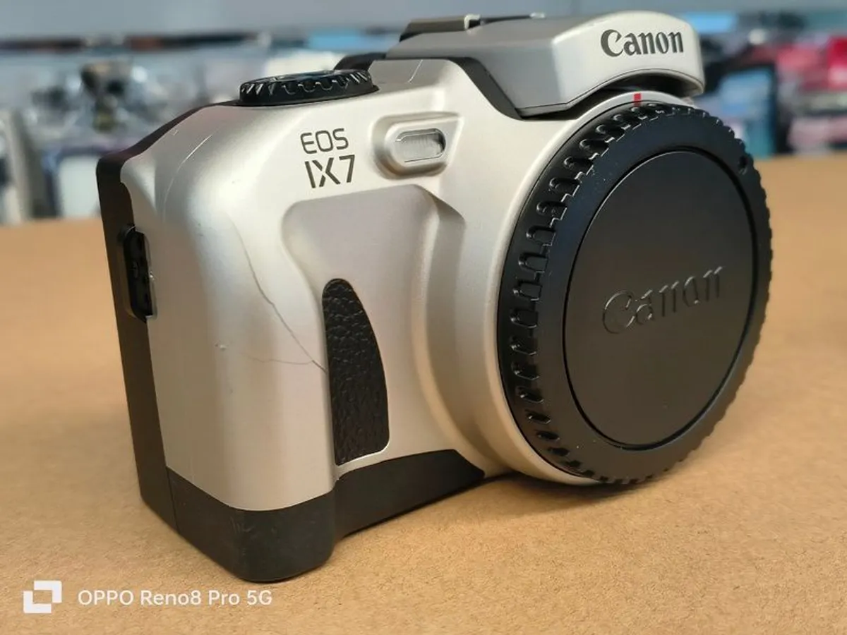Canon Eos Ix7 Aps Slr (film Camera) Slr Body Only No Batteries - Image 3