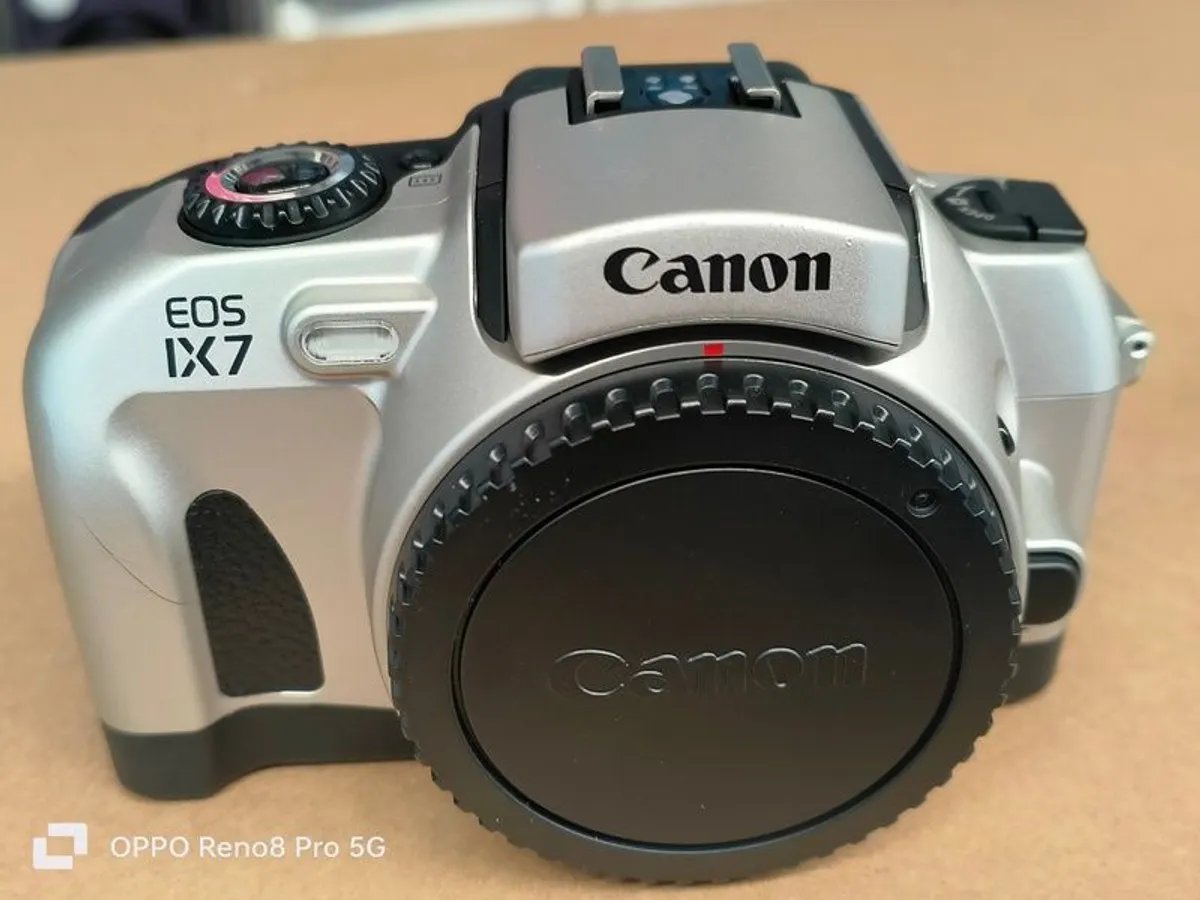 Canon Eos Ix7 Aps Slr (film Camera) Slr Body Only No Batteries - Image 1