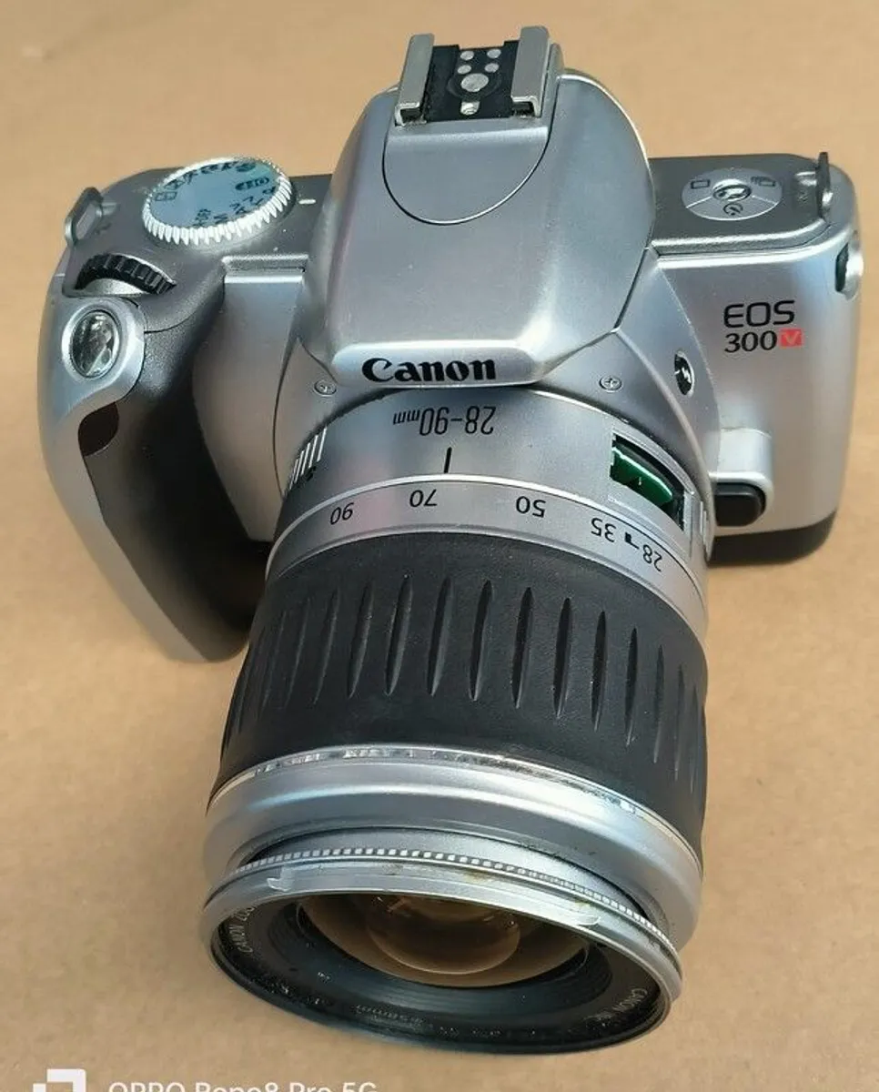 Canon EOS 300 V Film Camera (No Batteries) - Image 4