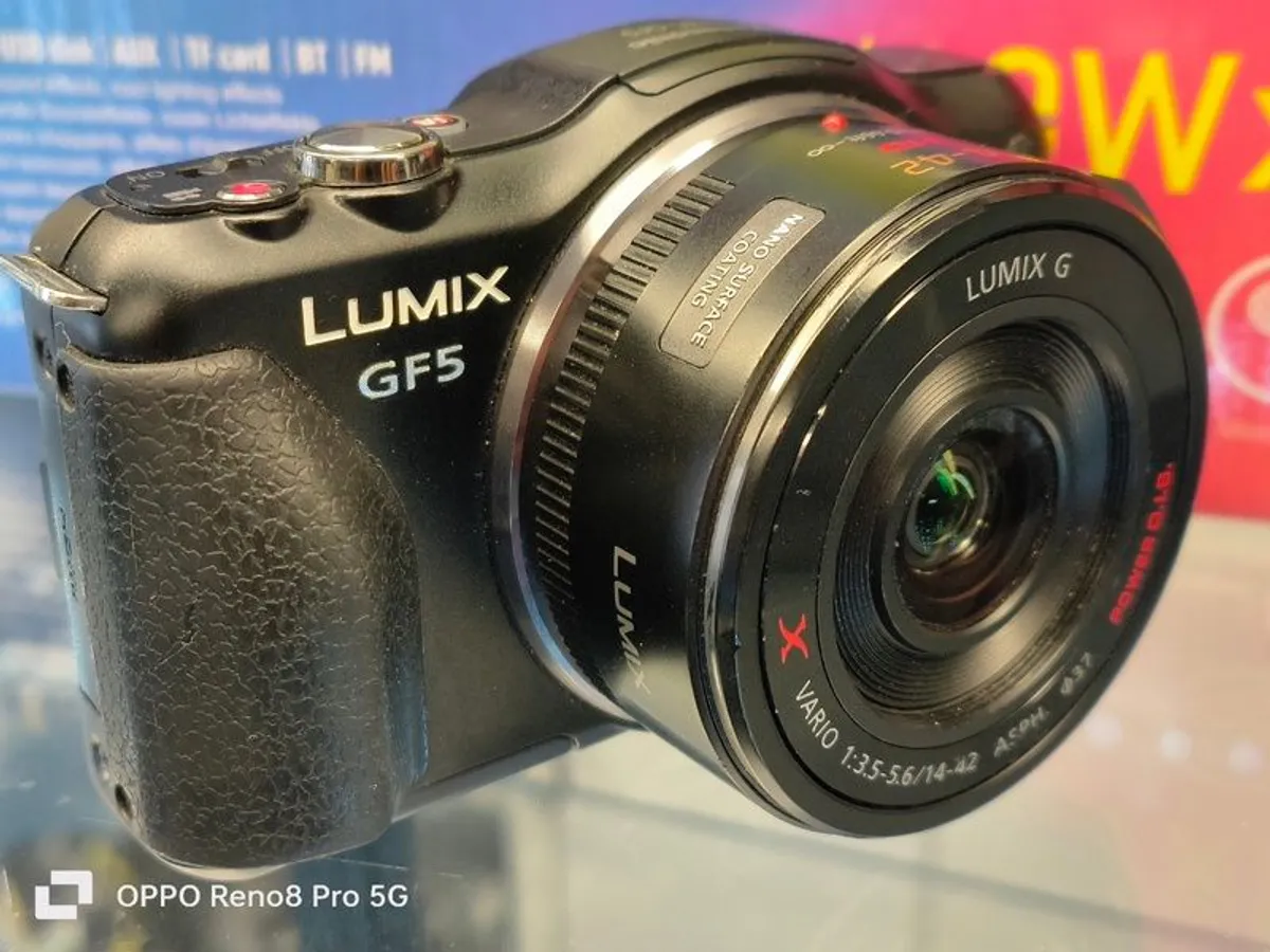 Touch Screen Panasonic LUMIX DMC-GF5K 12.1MP Digital Camera w/ 14-42mm Lens with Intelligent Auto (iA) - Image 4
