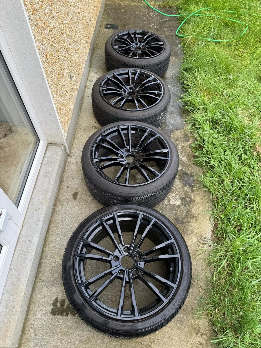 BMW F90 M5 Style 19 inch alloys with good tyres - Image 1