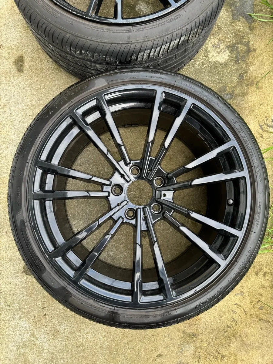 BMW F90 M5 Style 19 inch alloys with good tyres - Image 2