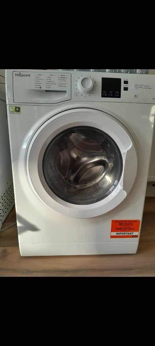 Washing machine - Image 1