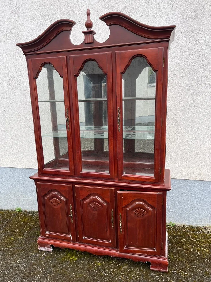 Sitting room furniture