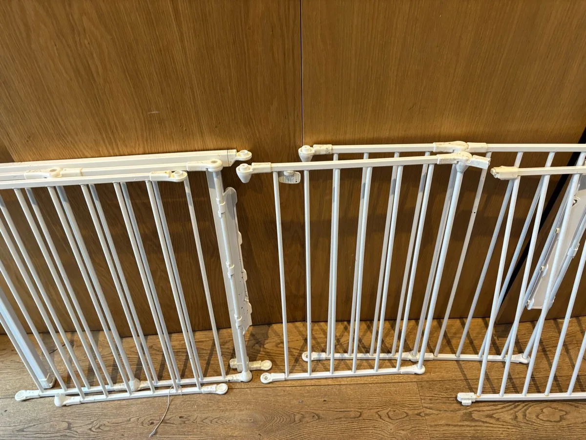 Free Fire gates - Image 4